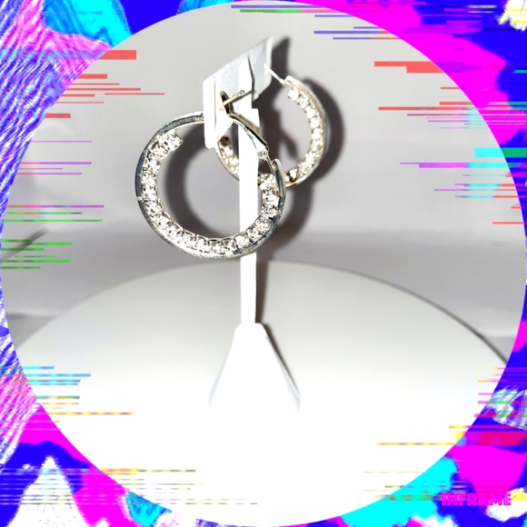 NWOT: Women's Silver Open Hoop Earrings - Picture 7 of 9